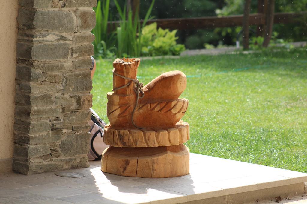 Locanda Il Campo Della Quercia San Damiano Macra Exterior foto